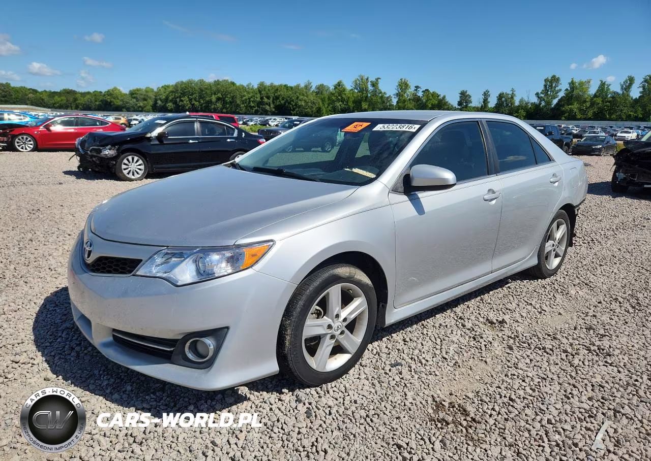 2012 Toyota Camry Se – zdjęcie 1 z 14