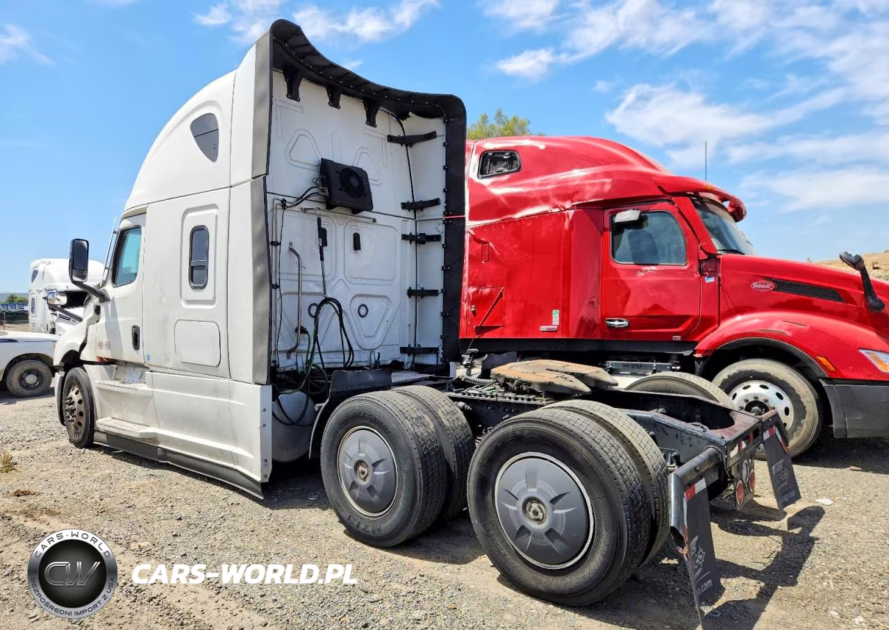 2025 Freightliner Cascadia VIN:3AKJHHDR0SSVZ1109 - 3