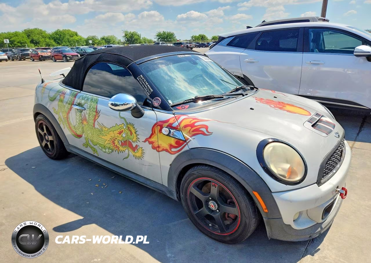2012 Mini Cooper Roadster S VIN:WMWSY3C52CT144224 - 4