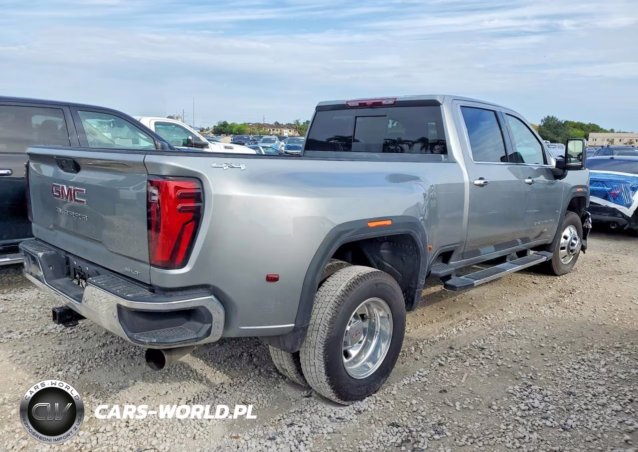 2026 GMC Sierra K3500 Slt VIN:1GT4UUEY0TF108194 - 3