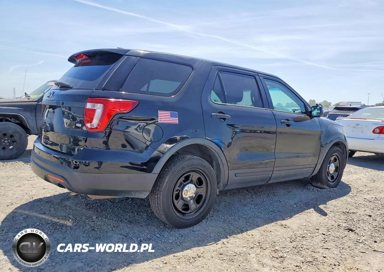 2017 Ford Explorer Police Interceptor VIN:1FM5K8AR0HGC25531 - 3