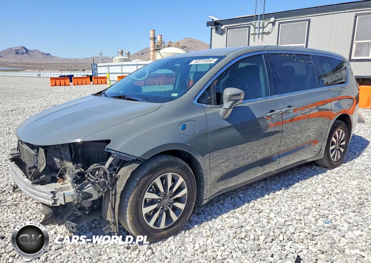 2022 Chrysler Pacifica Hybrid Touring L