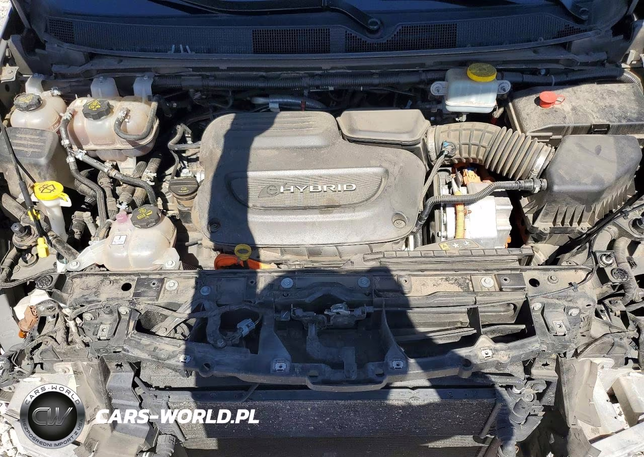 2022 Chrysler Pacifica Hybrid Touring L VIN:2C4RC1L78NR121093 - 12