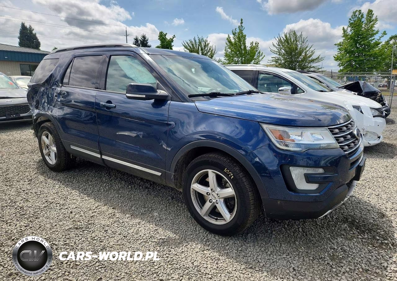 2016 Ford Explorer Xlt VIN:1FM5K8D85GGB74903 - 4