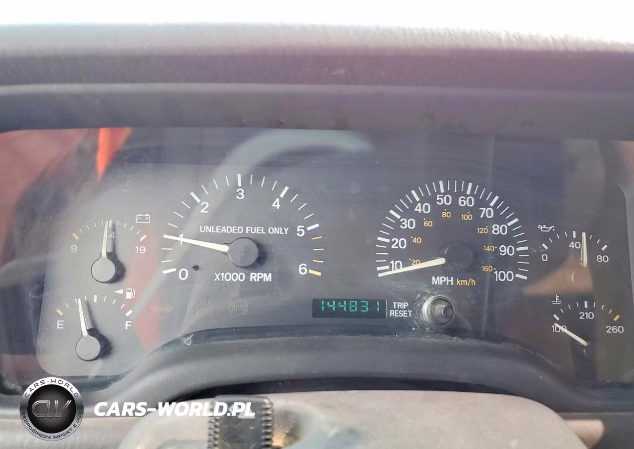 1999 Jeep Cherokee Sport VIN:1J4FF68S7XL657026 - 9
