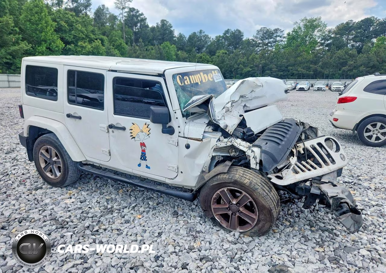 2014 Jeep Wrangler Unlimited Sahara VIN:1C4HJWEG1EL170415 - 4