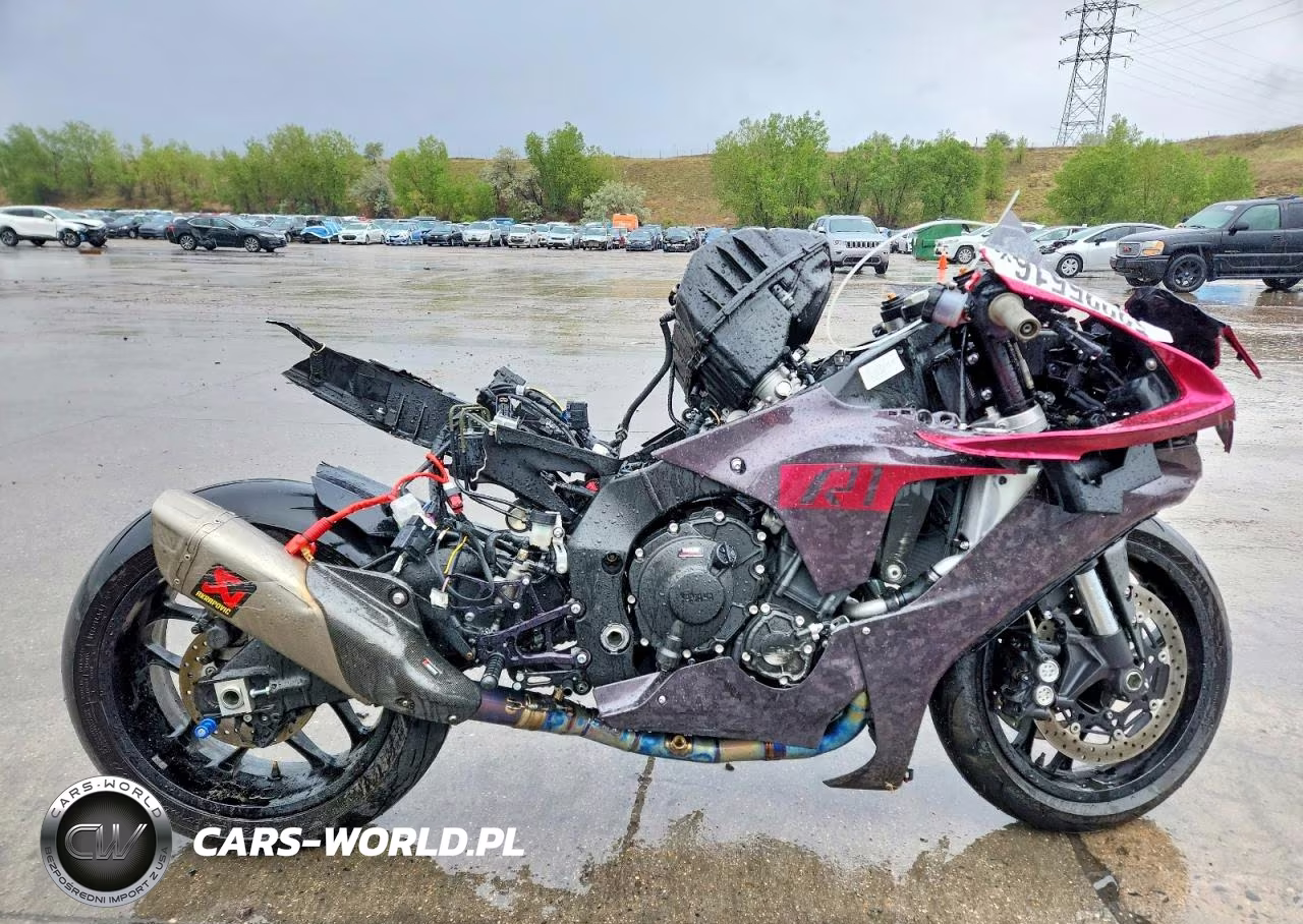 2024 Yamaha Yzfr1