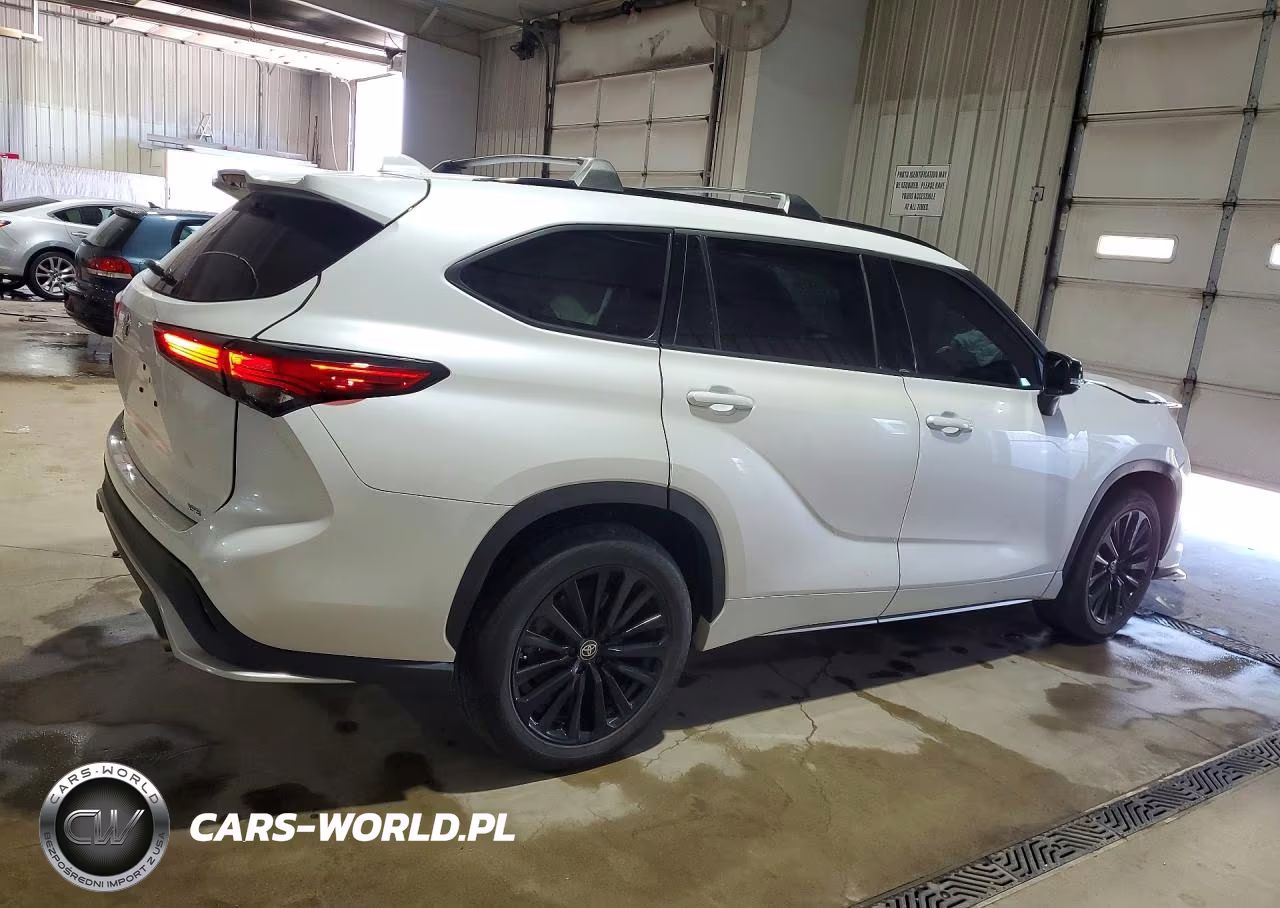 2023 Toyota Highlander Xse VIN:5TDKDRAH3PS508265 - 3