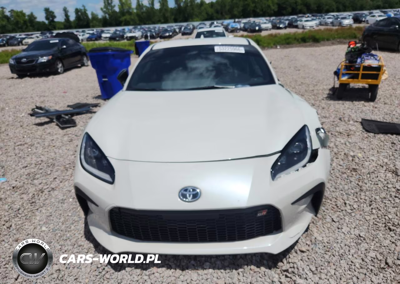 2025 Toyota Gr 86 Premium VIN:JF1ZNBE14S8757726 - 5