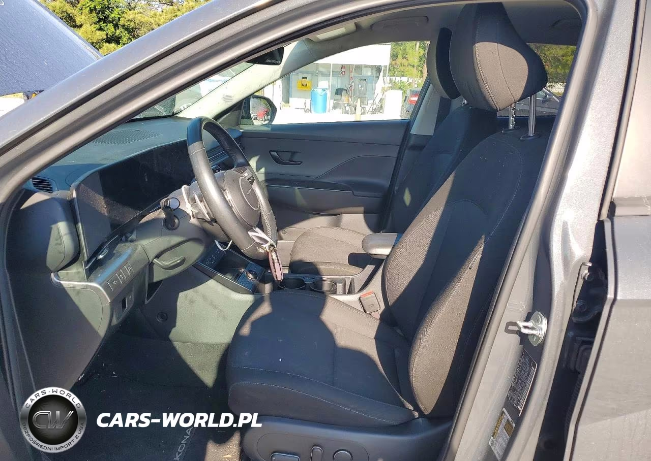 2024 Hyundai Kona Sel VIN:KM8HC3AB6RU104425 - 7