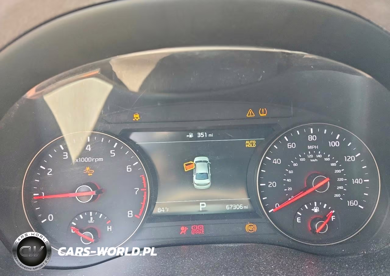 2017 Kia Cadenza Limited VIN:KNALC4J10H5093407 - 9