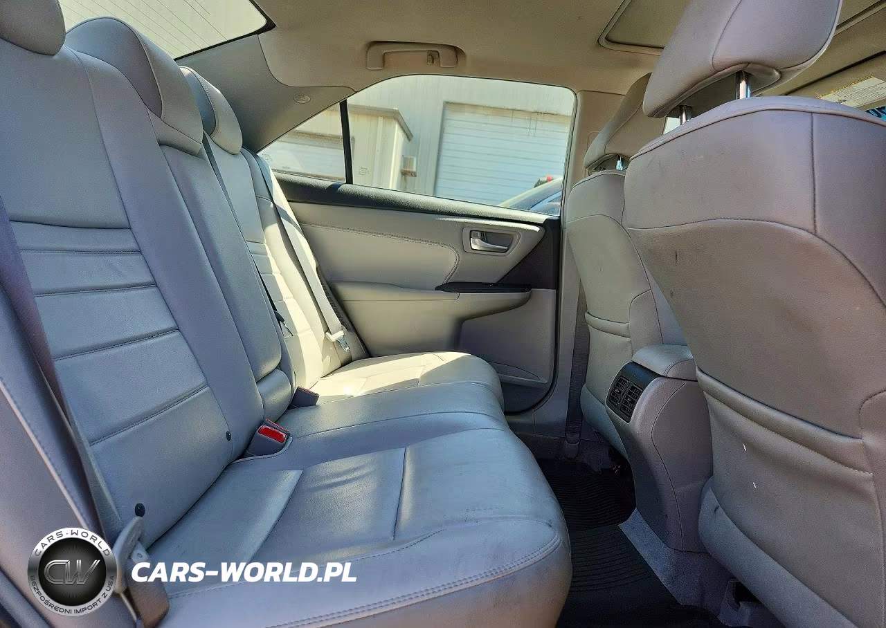 2017 Toyota Camry Hybrid Xle VIN:4T1BD1FK8HU207635 - 10
