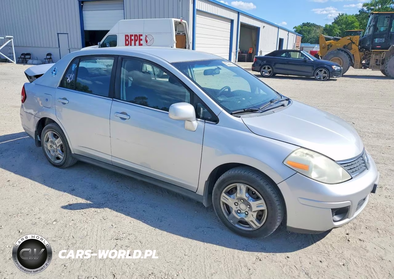 2009 Nissan Versa 1.8 S VIN:3N1BC11EX9L383772 - 4