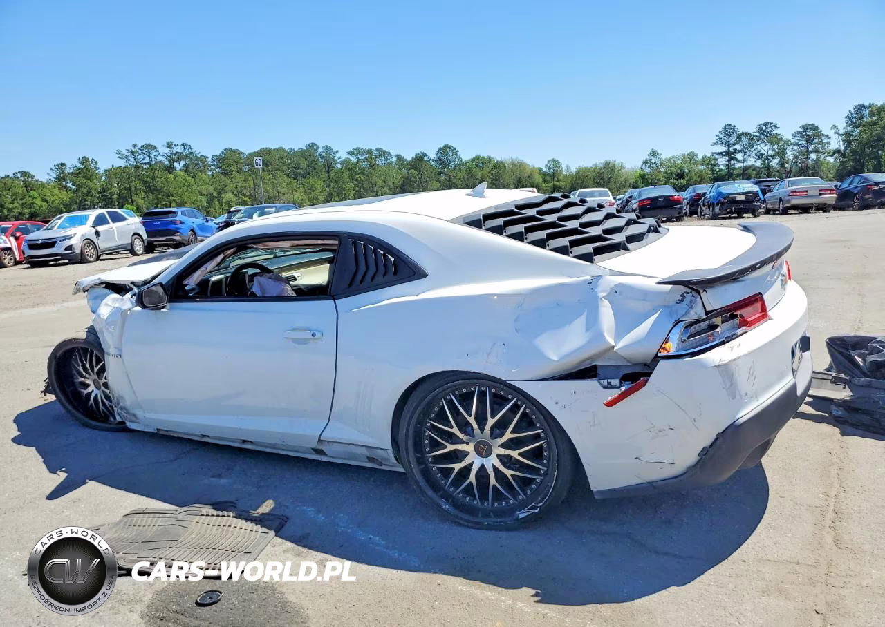 2015 Chevrolet Camaro 2Lt VIN:2G1FF1E39F9135812 - 2