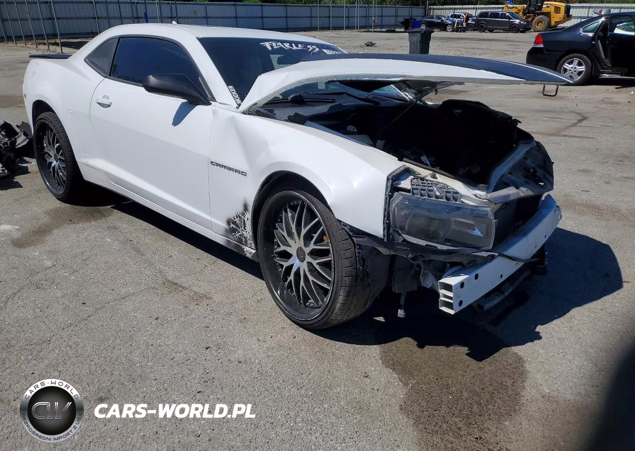 2015 Chevrolet Camaro 2Lt VIN:2G1FF1E39F9135812 - 4