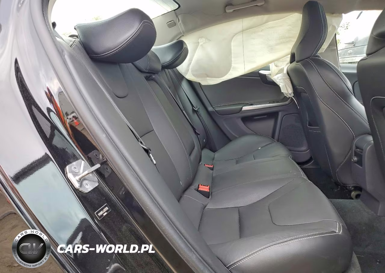 2018 Volvo S60 Dynamic VIN:YV140MTL4J2457506 - 10