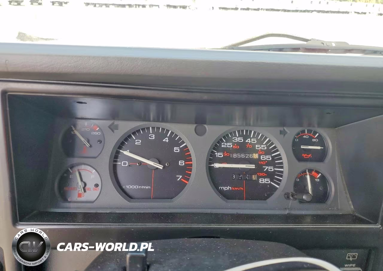 1996 Jeep Cherokee Sport VIN:1J4FT68S6TL288792 - 9