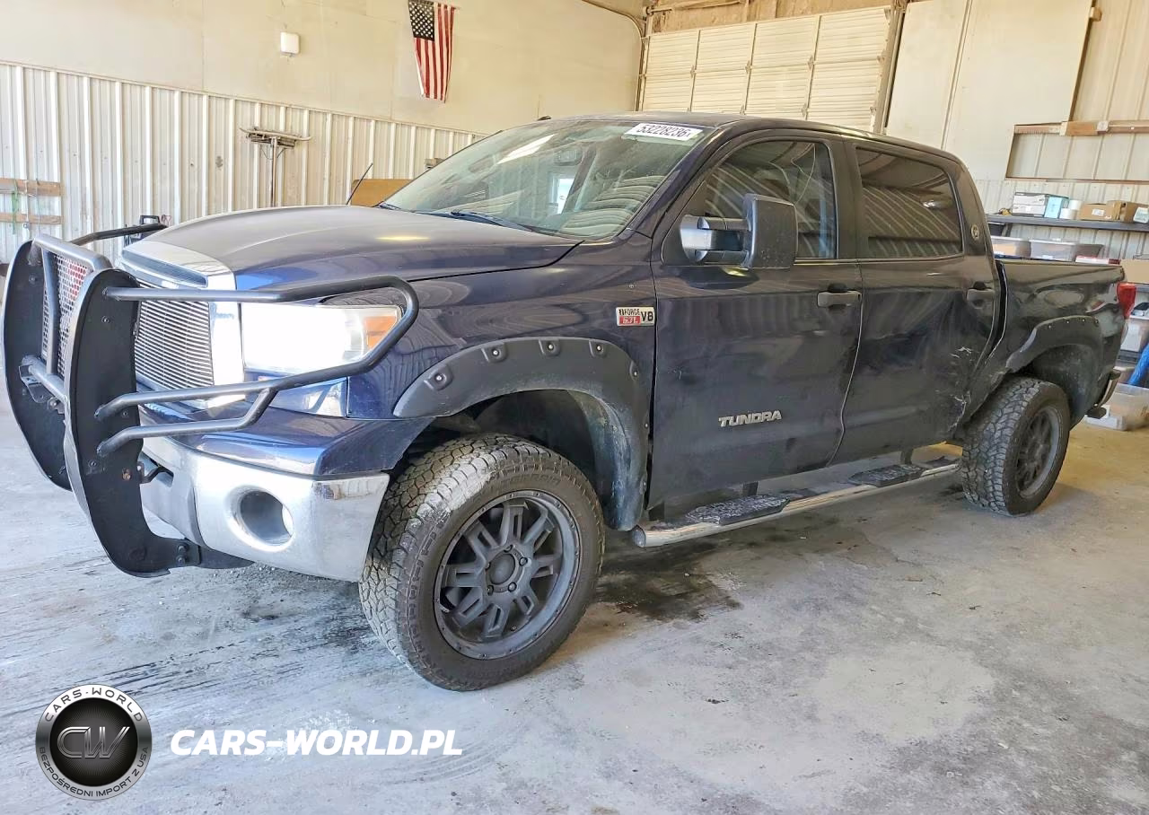 2013 Toyota Tundra Crewmax Sr5 – zdjęcie 1 z 12
