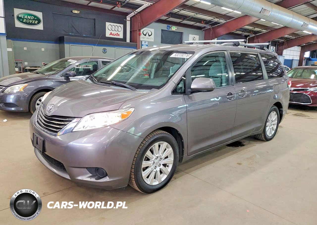 2014 Toyota Sienna Le