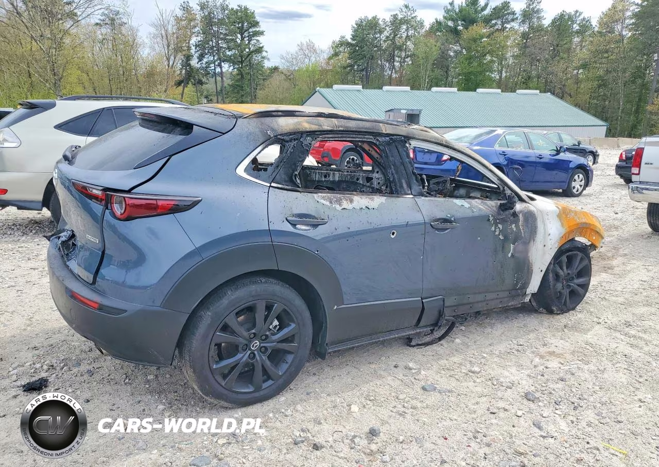 2025 Mazda Cx-30 Preferred VIN:3MVDMBCM0SM832100 - 3