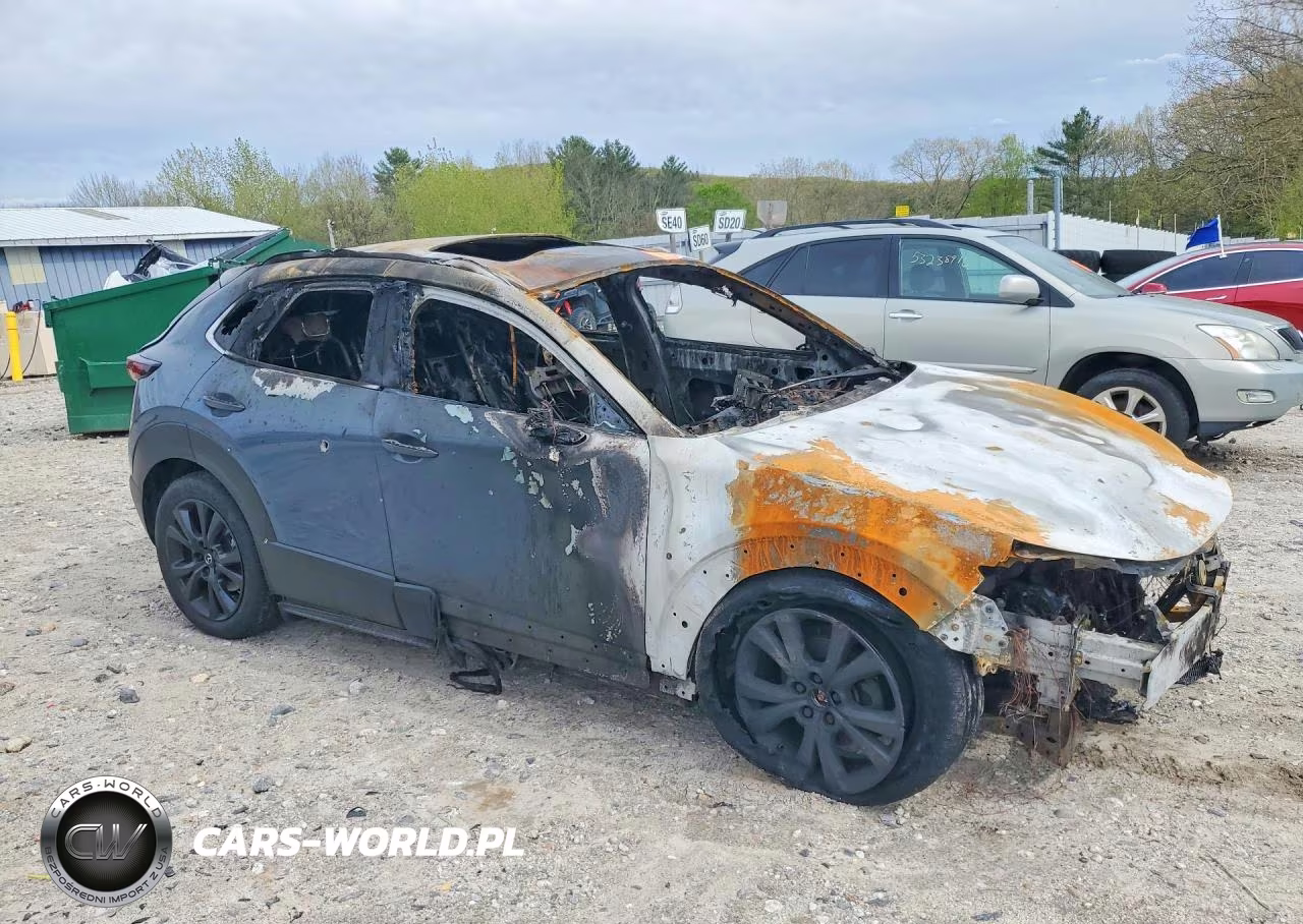 2025 Mazda Cx-30 Preferred VIN:3MVDMBCM0SM832100 - 4