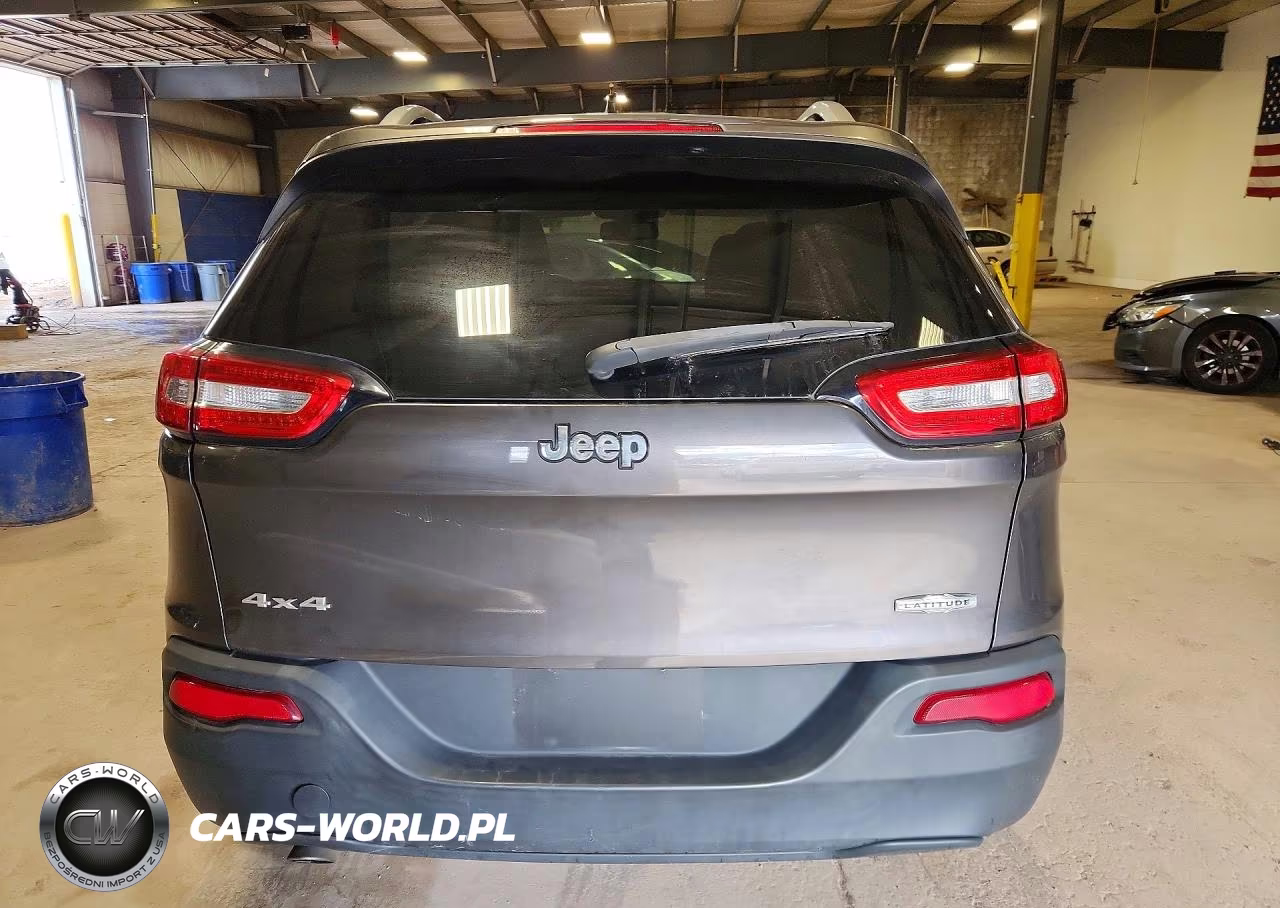 2014 Jeep Cherokee Latitude VIN:1C4PJMCB0EW203880 - 6