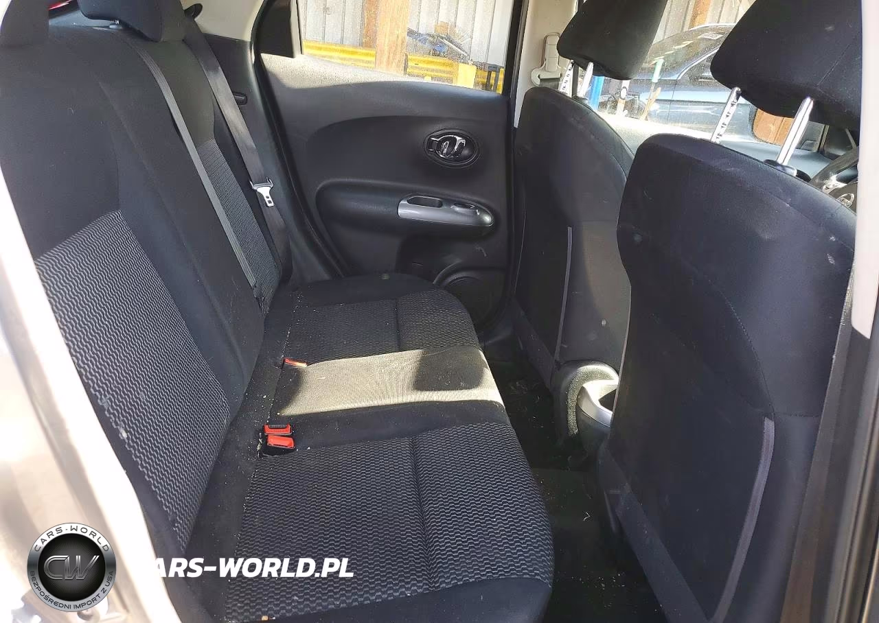 2016 Nissan Juke S VIN:JN8AF5MR2GT604509 - 10