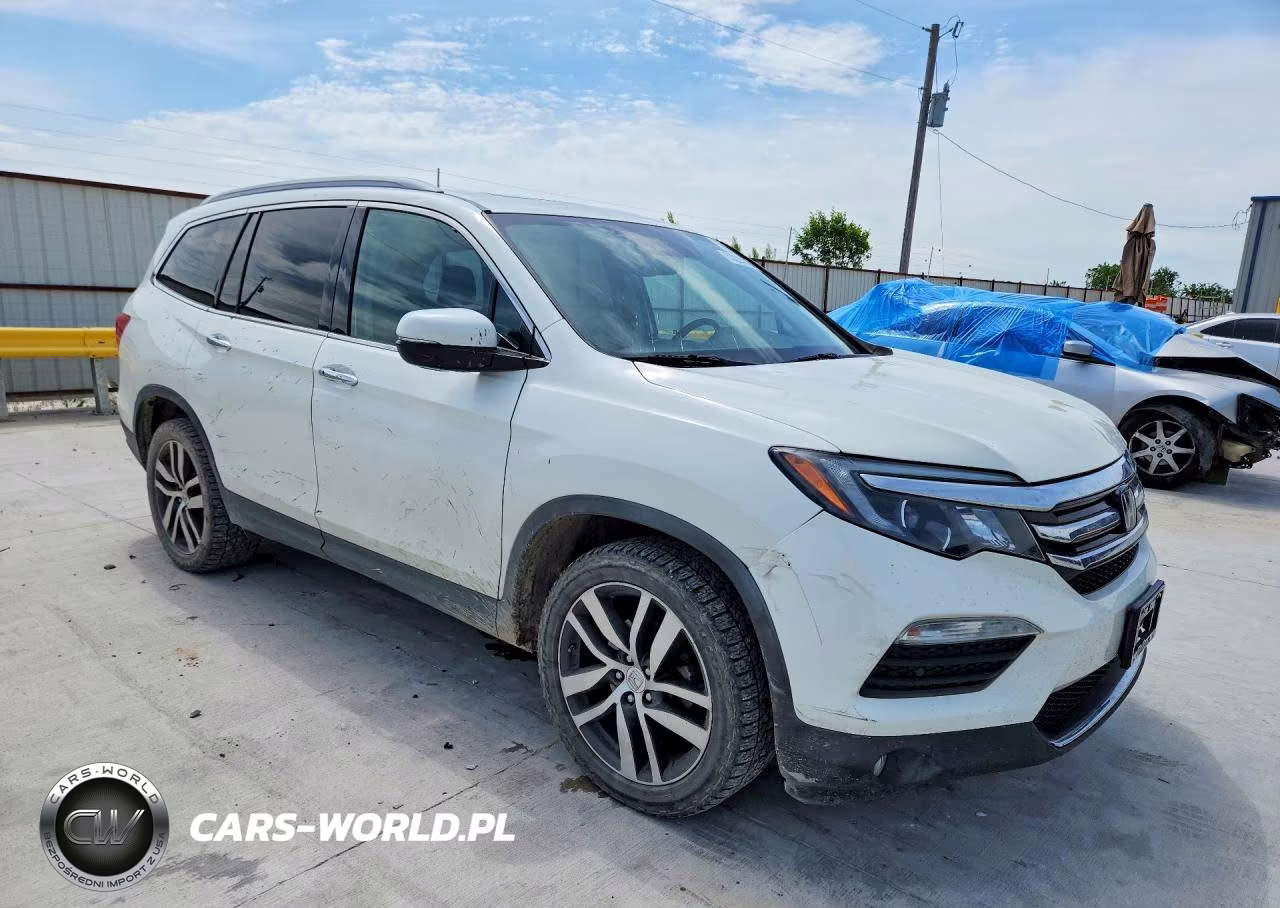 2017 Honda Pilot Elite VIN:5FNYF6H03HB069898 - 4