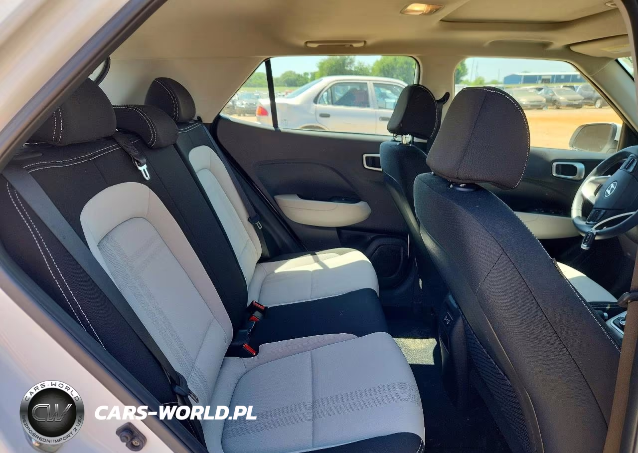 2024 Hyundai Venue Sel VIN:KMHRC8A33RU290032 - 11