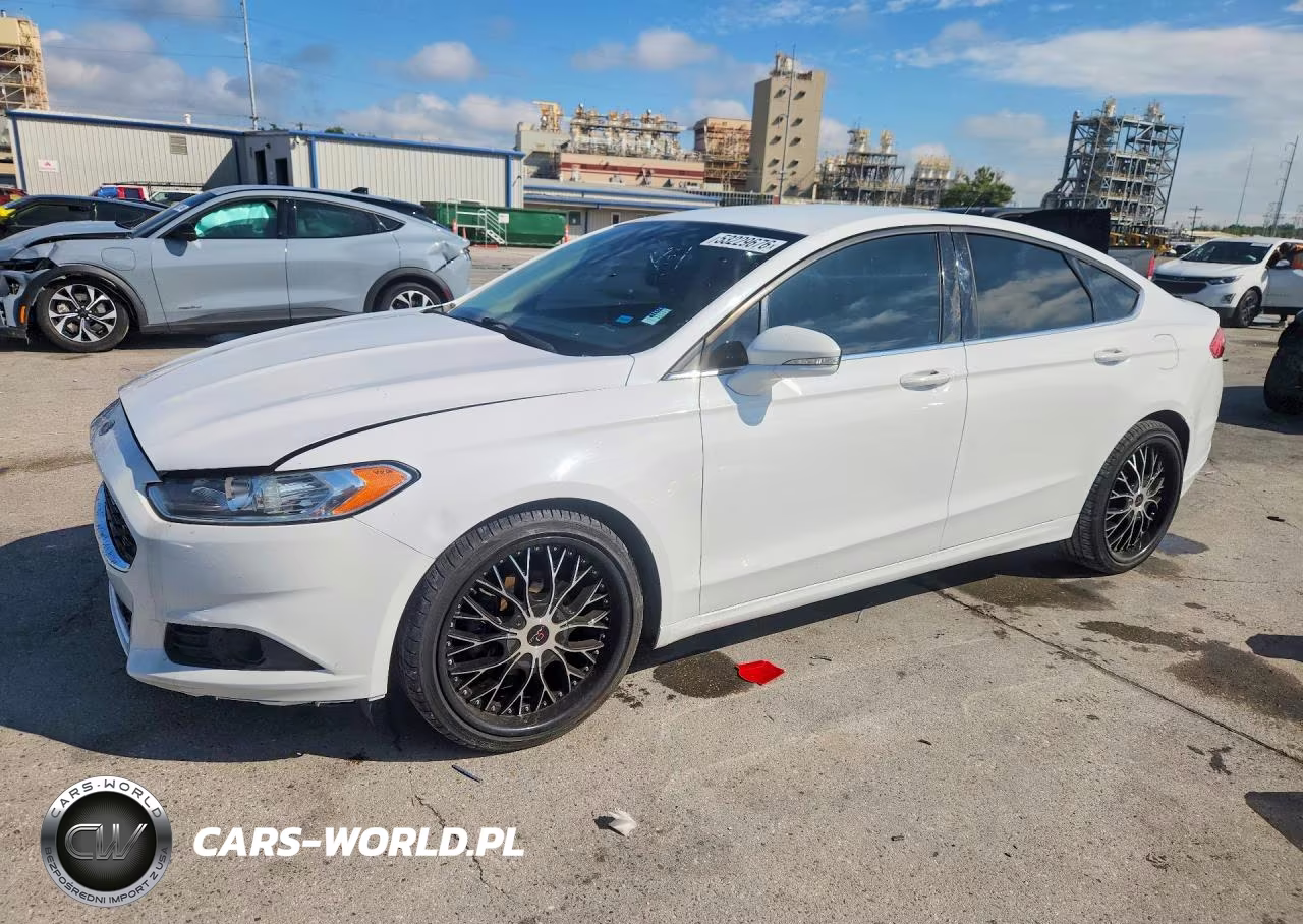 2016 Ford Fusion Se – zdjęcie 1 z 12