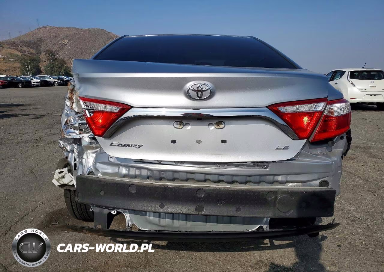 2016 Toyota Camry Le VIN:4T4BF1FK0GR532715 - 6