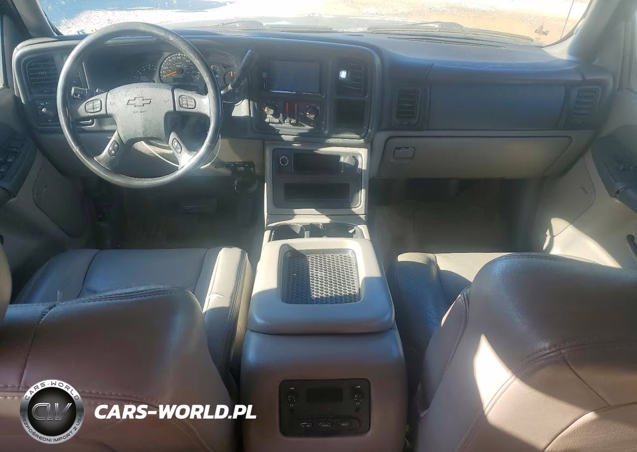 2003 Chevrolet Suburban K1500 VIN:3GNFK16ZX3G112327 - 8