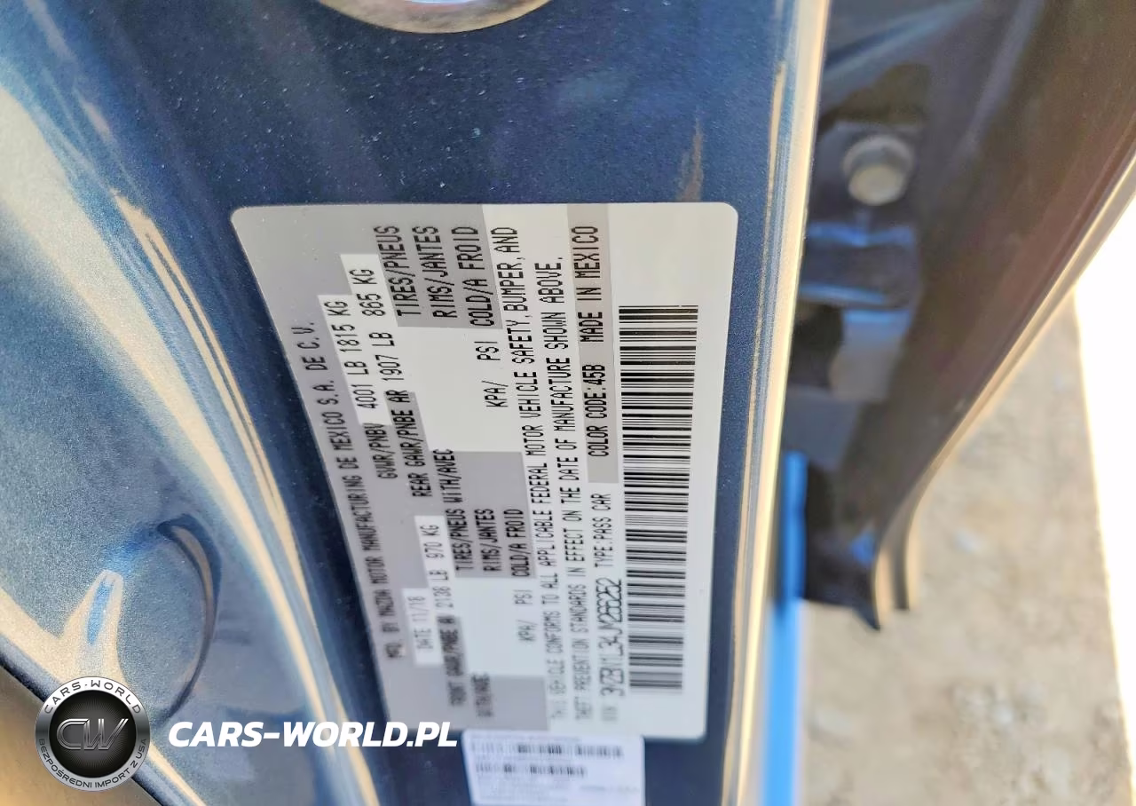 2018 Mazda 3 Touring VIN:3MZBN1L34JM266252 - 12