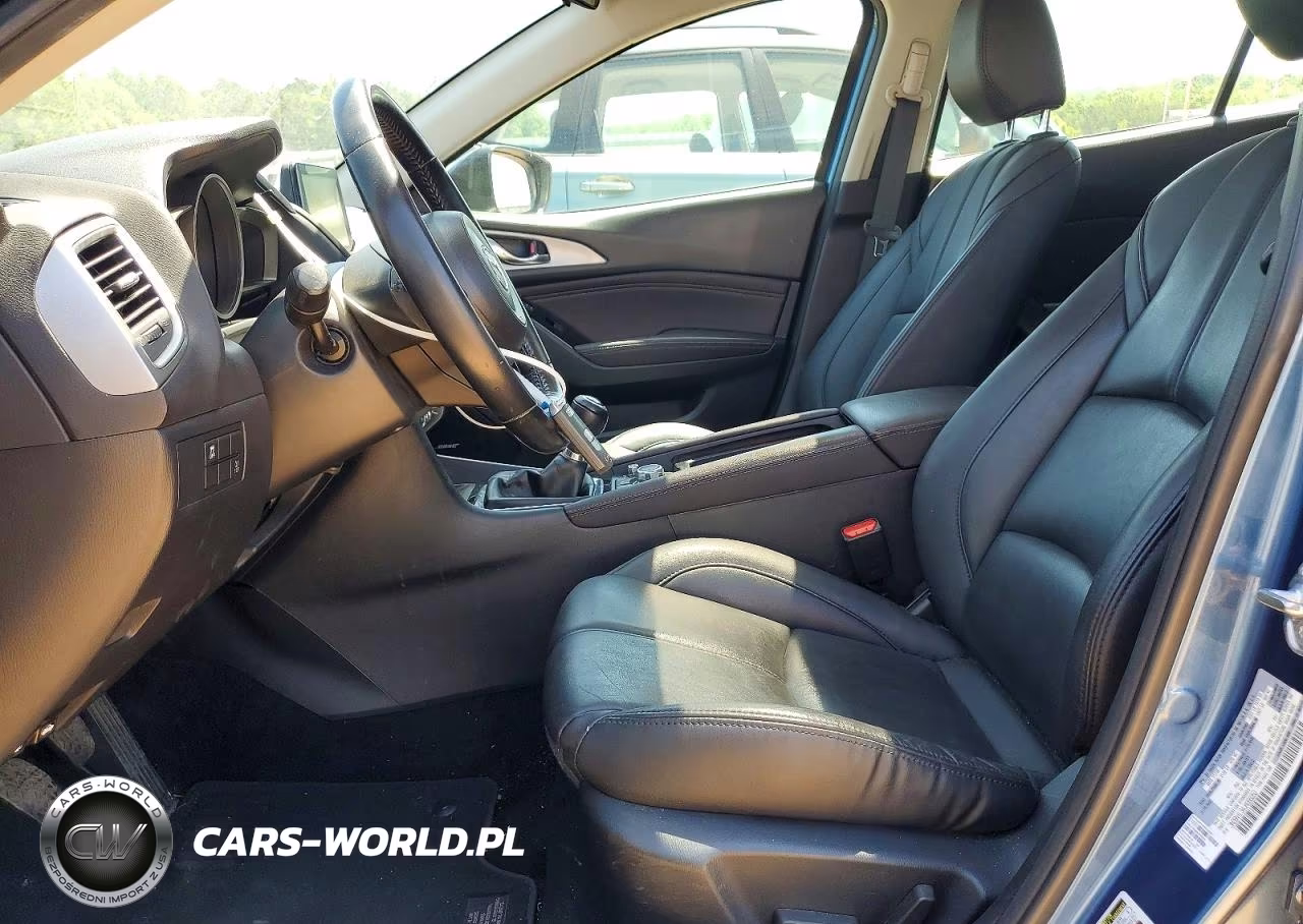 2018 Mazda 3 Touring VIN:3MZBN1L34JM266252 - 7
