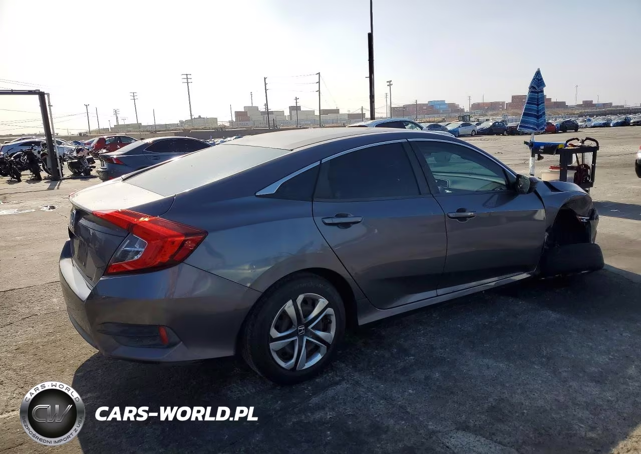 2018 Honda Civic Lx VIN:2HGFC2F5XJH522925 - 3