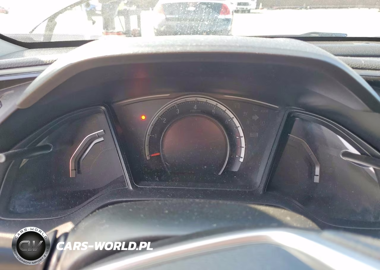 2018 Honda Civic Lx VIN:2HGFC2F5XJH522925 - 9