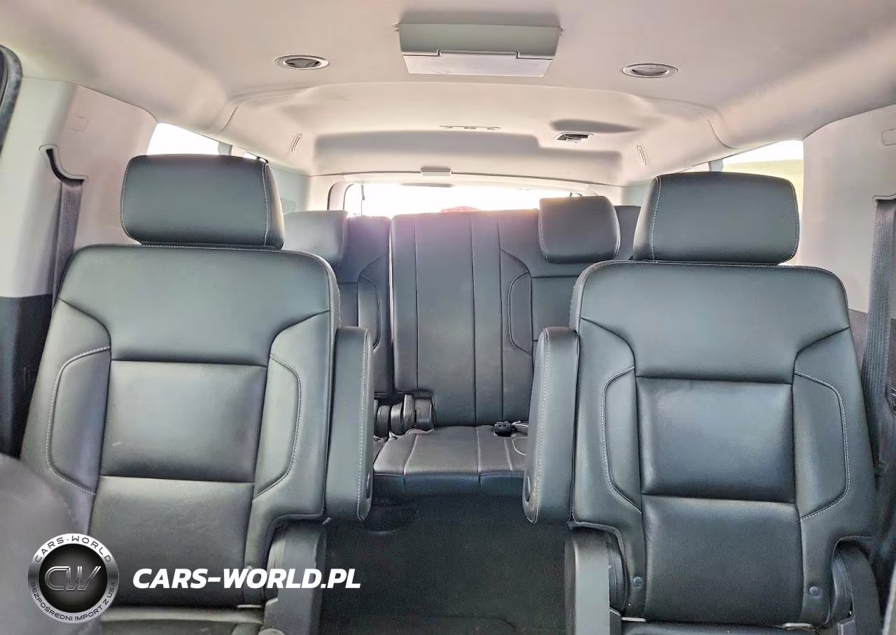 2018 Chevrolet Suburban K1500 Lt VIN:1GNSKHKC2JR116992 - 10