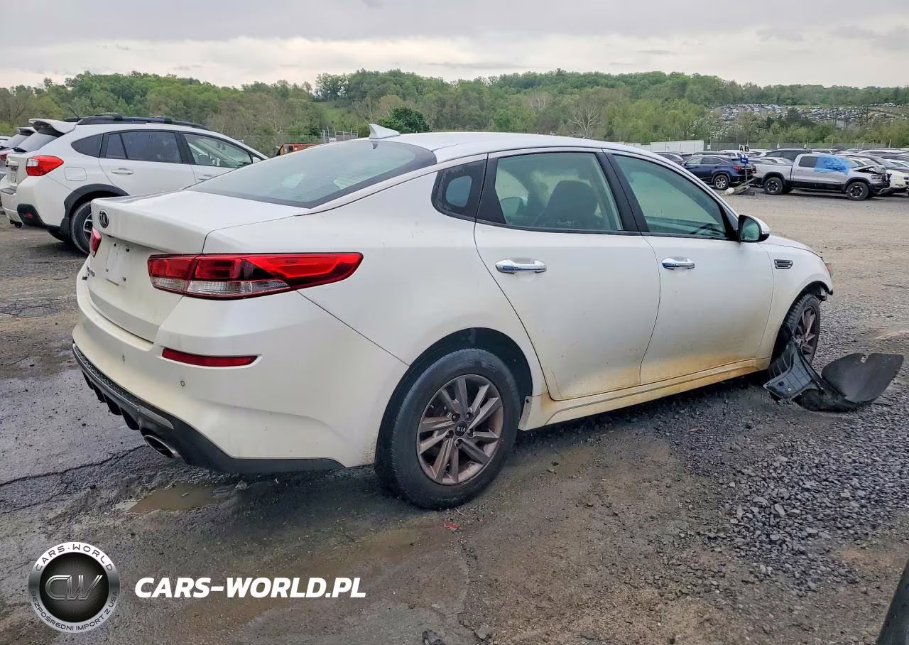 2020 Kia Optima Lx VIN:5XXGT4L37LG425821 - 3