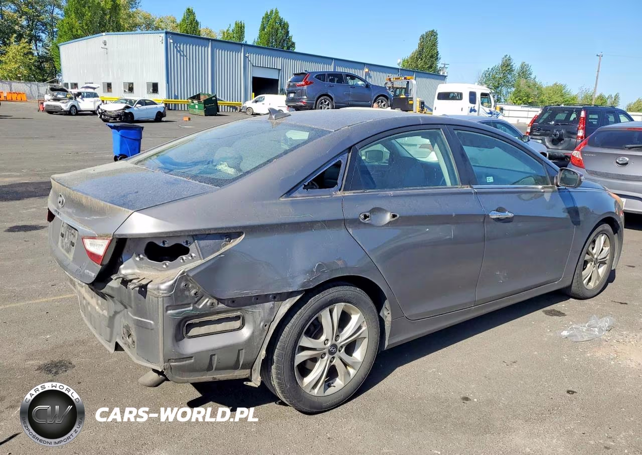 2011 Hyundai Sonata Limited VIN:5NPEC4AC1BH028070 - 3