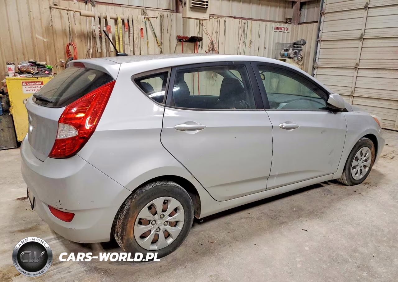 2015 Hyundai Accent Gs VIN:KMHCT5AE8FU198528 - 3