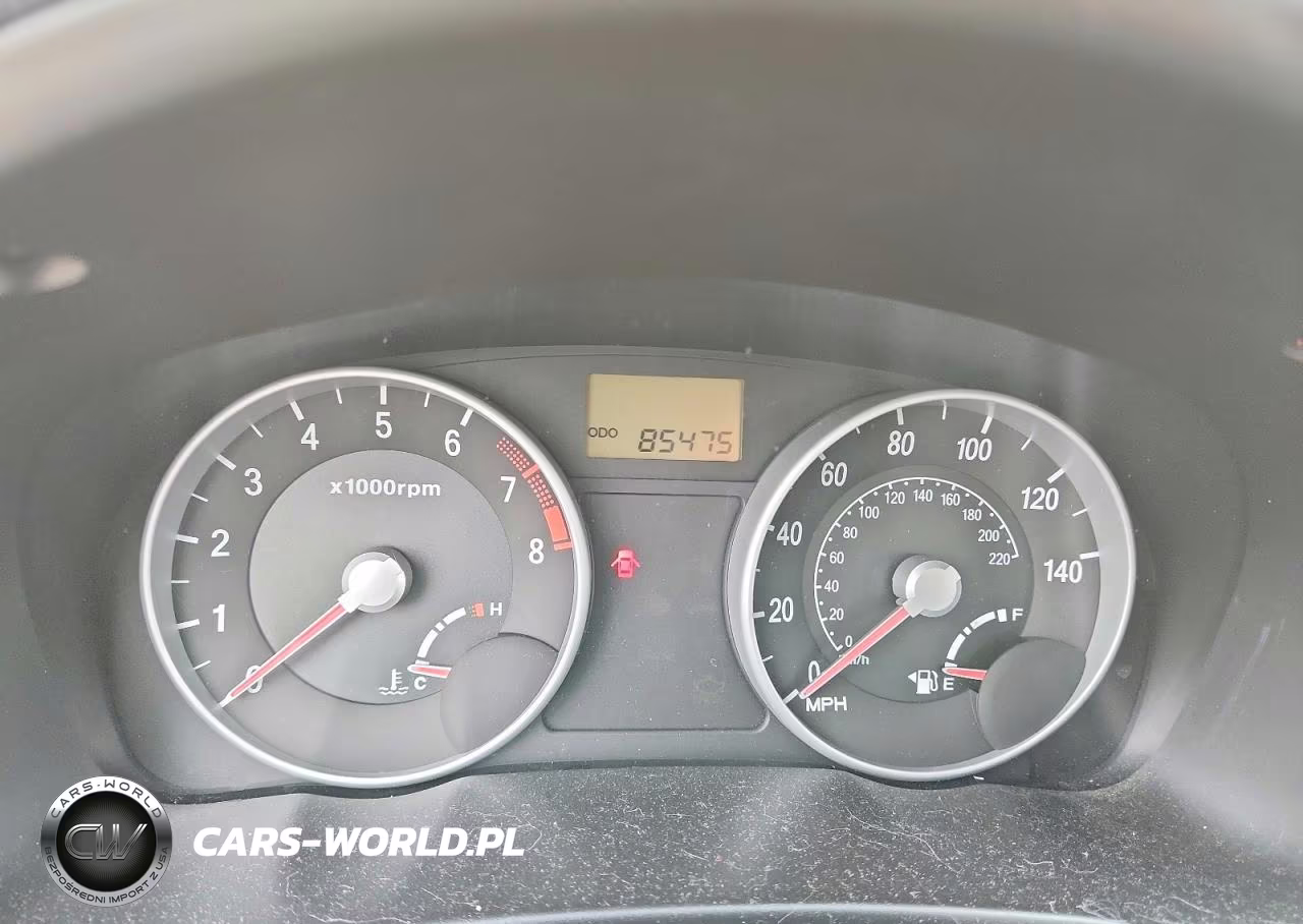 2006 Hyundai Accent Gls VIN:KMHCN46C46U013385 - 9