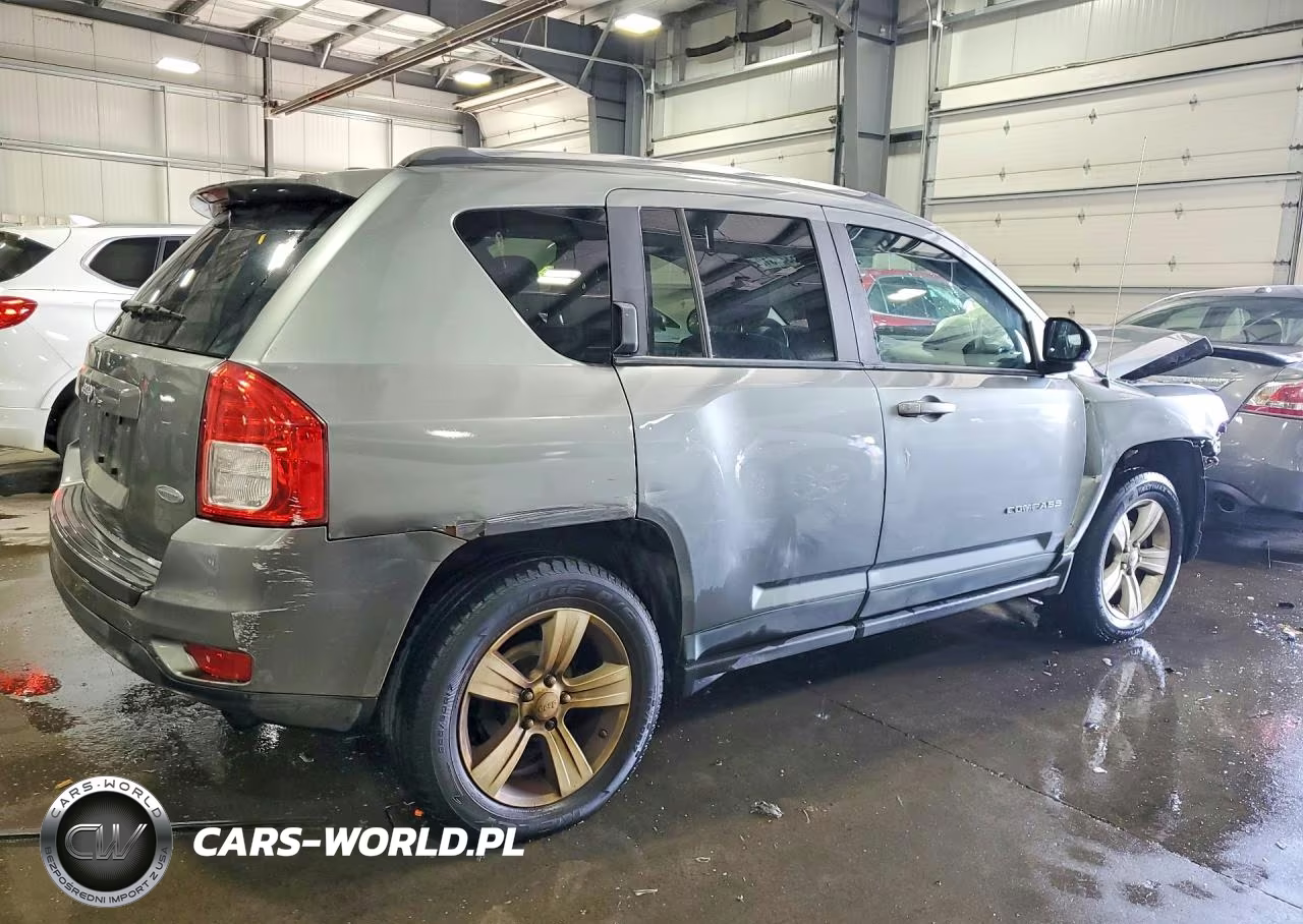 2011 Jeep Compass Sport VIN:1J4NF1FB3BD263981 - 3