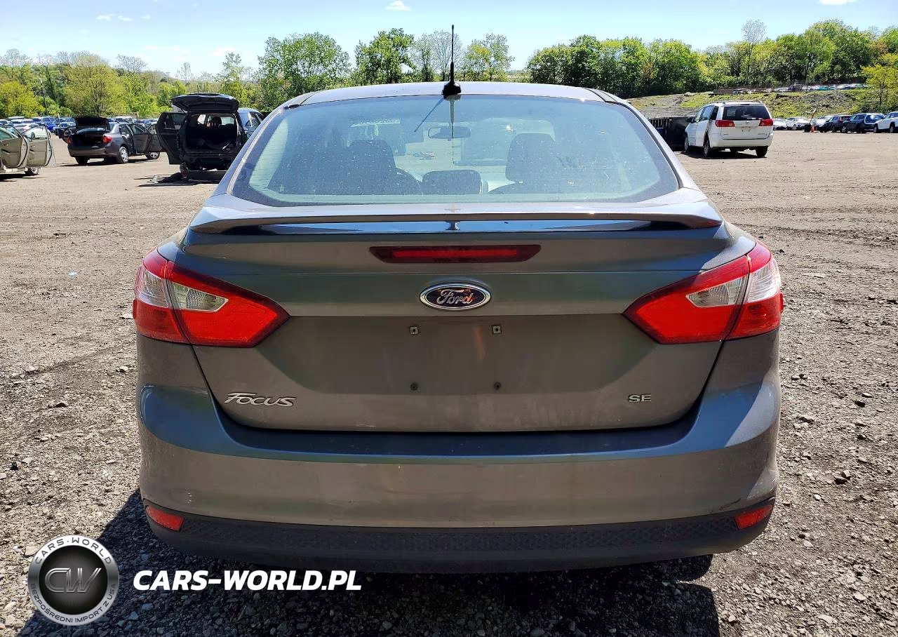 2012 Ford Focus Se VIN:1FAHP3F21CL432517 - 6