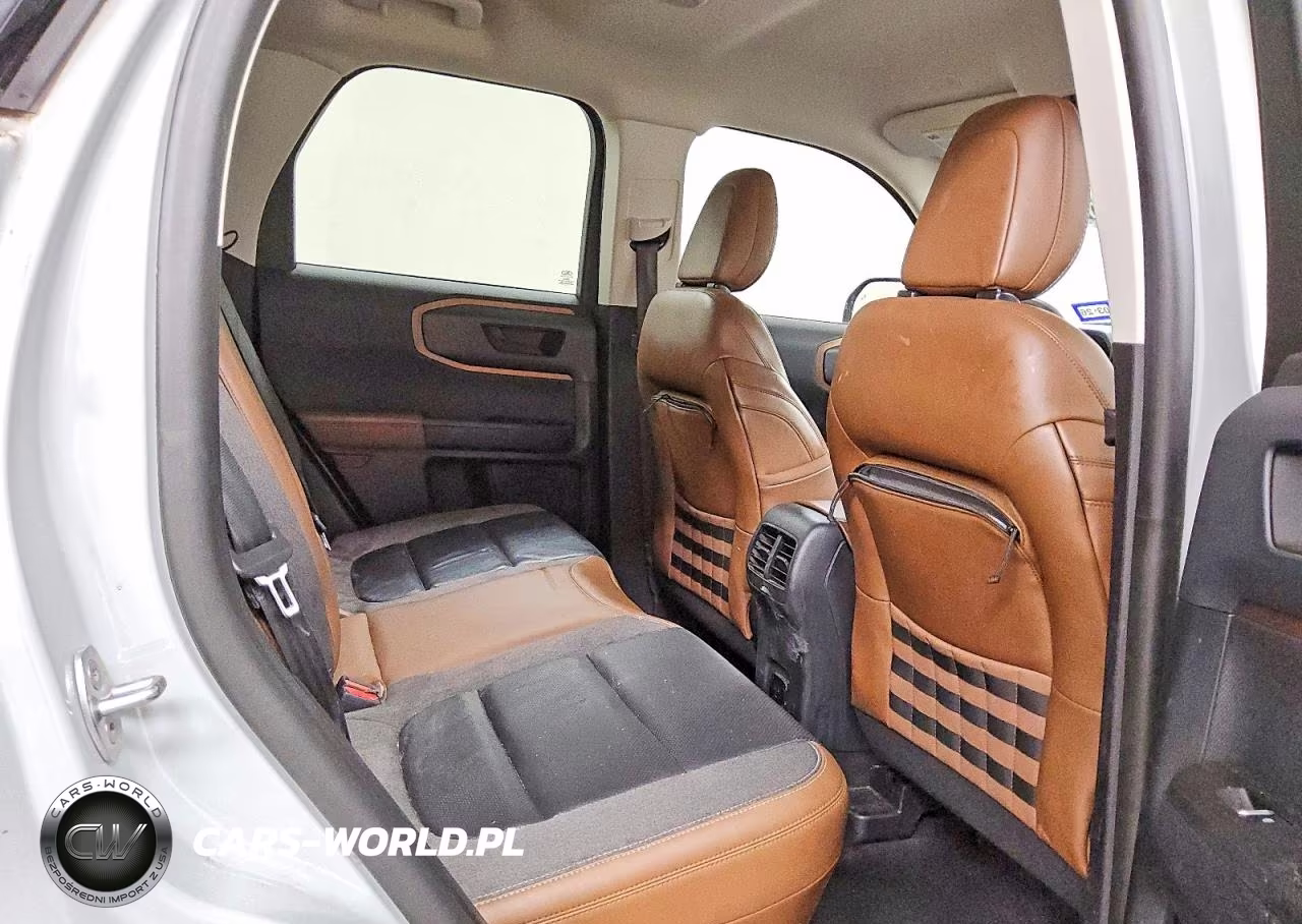 2021 Ford Bronco Sport Outer Banks VIN:3FMCR9C6XMRA44208 - 11