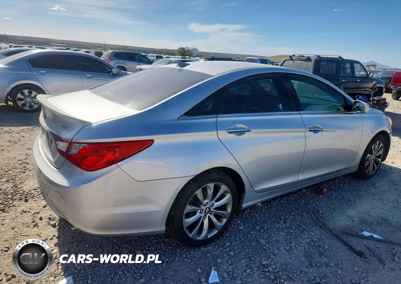 2013 Hyundai Sonata Se VIN:5NPEC4AC1DH552662 - 3