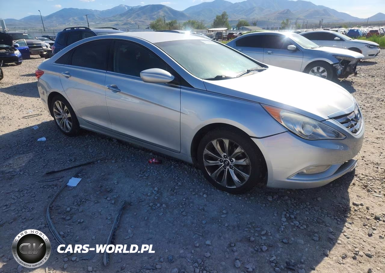 2013 Hyundai Sonata Se VIN:5NPEC4AC1DH552662 - 4