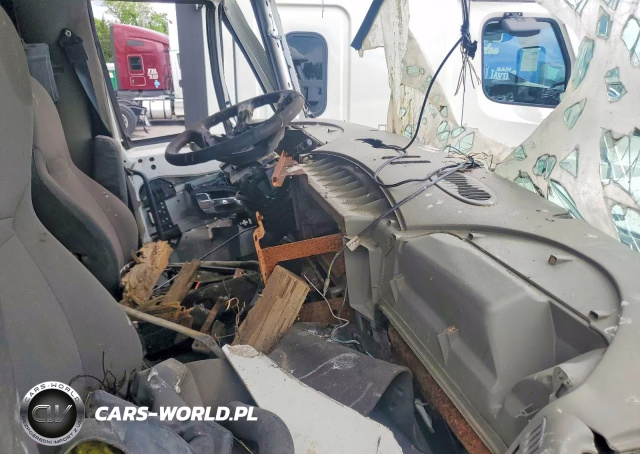 2017 International Prostar VIN:3HSDJAPR7HN575795 - 5