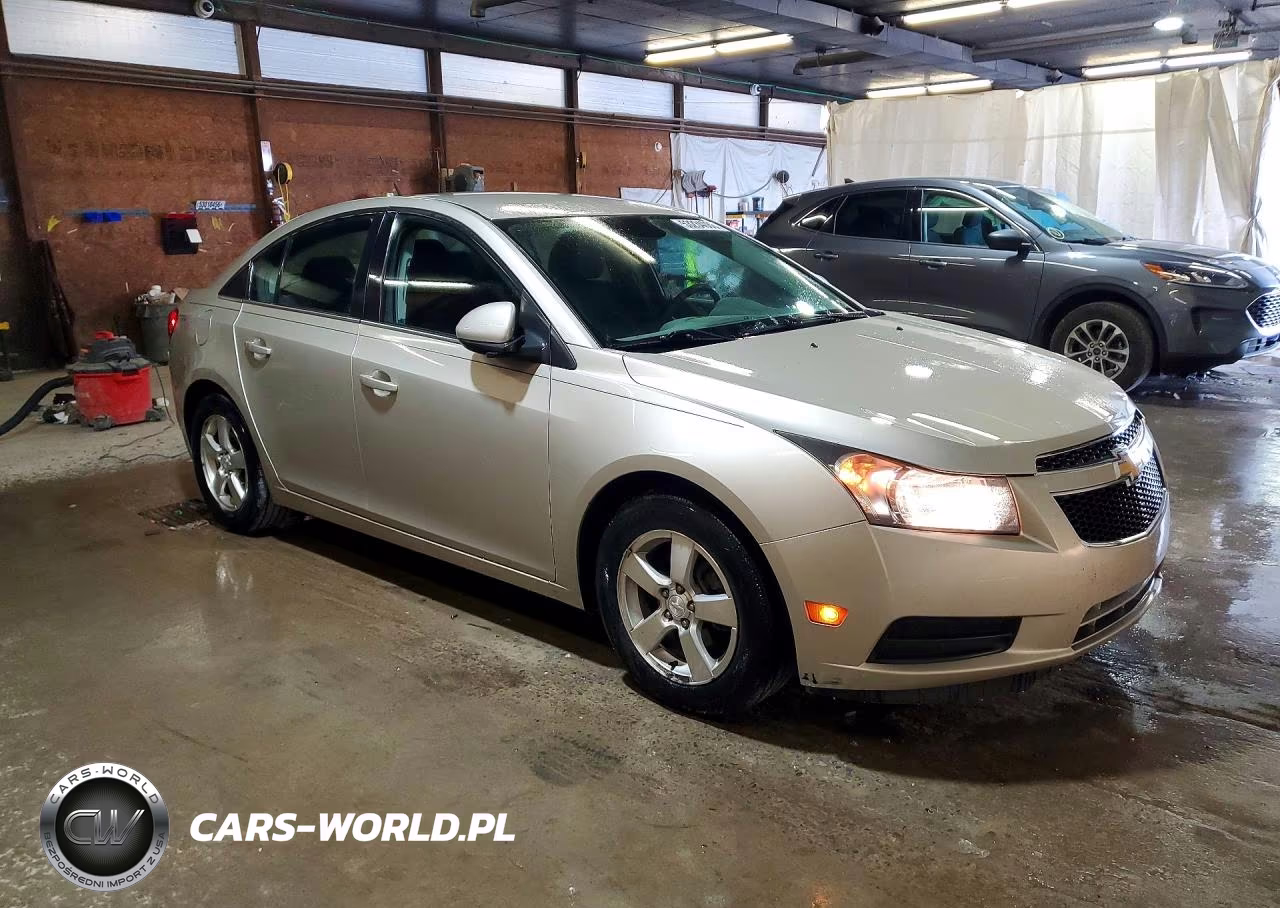 2013 Chevrolet Cruze Lt VIN:1G1PC5SB8D7191013 - 4