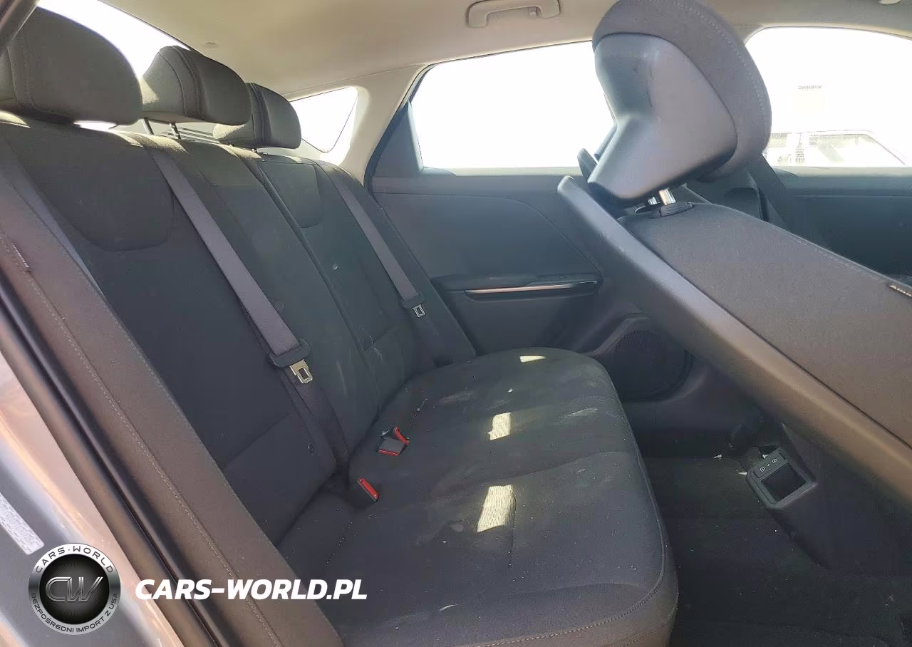 2026 Kia K4 Lxs VIN:3KPFT4DE8TE307264 - 10