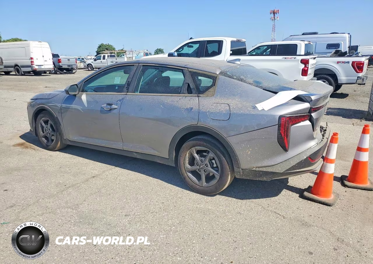 2026 Kia K4 Lxs VIN:3KPFT4DE8TE307264 - 2
